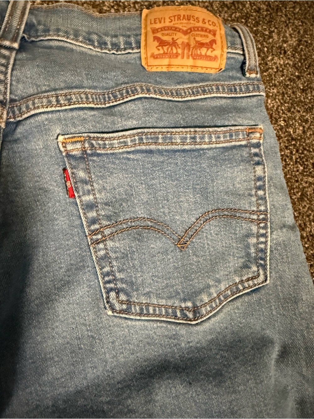 Levi's womens Light Blue Denim mom Jeans